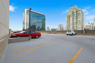 500 W Superior St, Chicago, IL 60654 - Photo 19