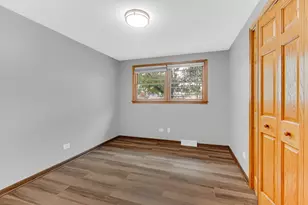 17537 70th Ct, Tinley Park, IL 60477 - Photo 7