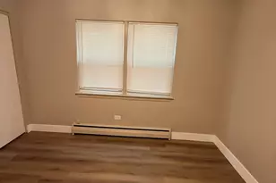 5721 W Addison St, Chicago, IL 60634 - Photo 11