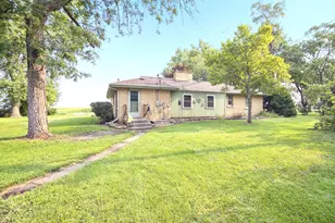 2098 W 2000S Rd, Kankakee, IL 60901 - Photo 21