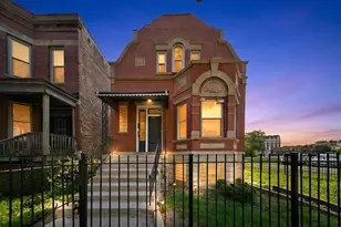 1656 S Troy St, Chicago, IL 60623 - Photo 1