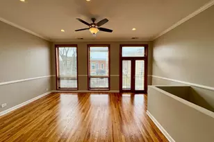1537 N Fairfield Ave, Chicago, IL 60622 - Photo 3
