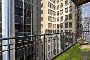 212 W Washington St, Chicago, IL 60606 - Photo 17
