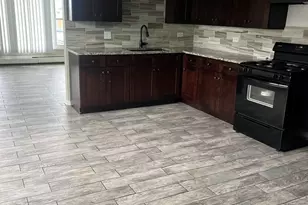 9701 W Ridgeland Ave, Oak Lawn, IL 60453 - Photo 3