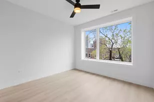 904 W Dakin St, Chicago, IL 60613 - Photo 17
