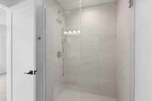 904 W Dakin St, Chicago, IL 60613 - Photo 13