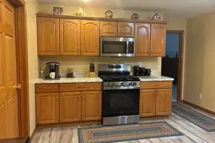 1109 Grove St, Chatham, IL 62629 - Photo 5