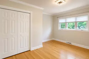 602 S Carol Ln, Mount Prospect, IL 60056 - Photo 17