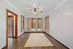 8748 S Marquette Ave, Chicago, IL 60617 - Photo 3