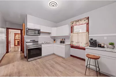 8748 S Marquette Avenue, Chicago, IL 60617 - Photo 13