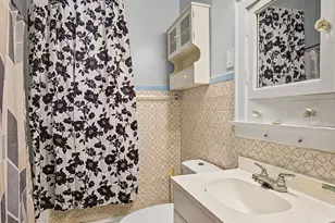 8748 S Marquette Ave, Chicago, IL 60617 - Photo 17