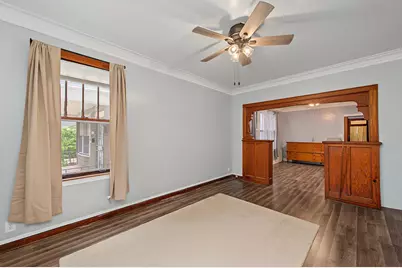 8748 S Marquette Avenue, Chicago, IL 60617 - Photo 7