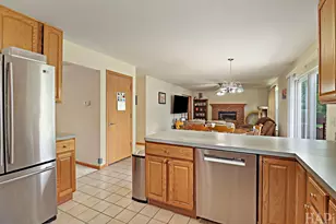 2164 W Waterford Ct, Round Lake, IL 60073 - Photo 7