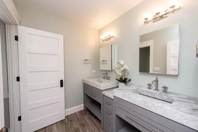 205 W Cook Avenue, Libertyville, IL 60048 - Photo 19