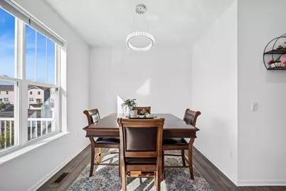 1034 Atterberg Road #1034, South Elgin, IL 60177 - Photo 5