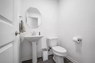 1034 Atterberg Rd, South Elgin, IL 60177 - Photo 9