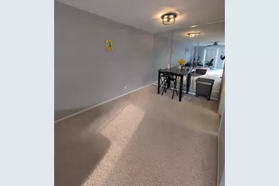 700 Wellington Avenue #413, Elk Grove Village, IL 60007 - Photo 5