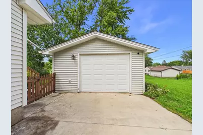 3320 Seward Avenue, Rockford, IL 61108 - Photo 5