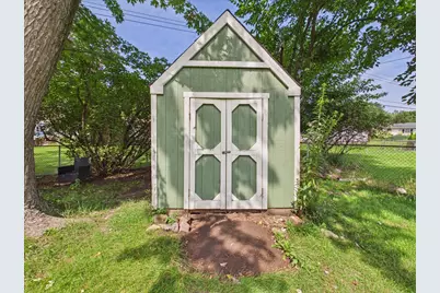 3320 Seward Avenue, Rockford, IL 61108 - Photo 35