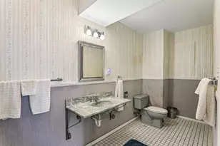 2870 Alden Ln, Des Plaines, IL 60018 - Photo 11