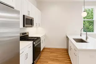 822 N Winchester Ave, Chicago, IL 60622 - Photo 3