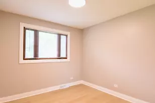 515 N La Londe Ave, Lombard, IL 60148 - Photo 9