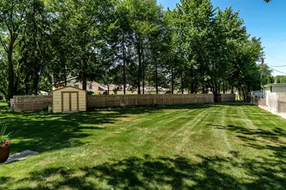 3709 Renfro Road, Cherry Valley, IL 61016 - Photo 41