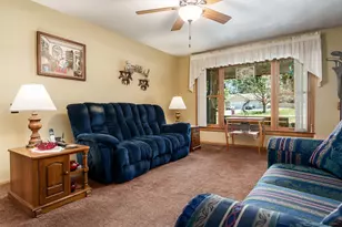 3709 Renfro Rd, Cherry Valley, IL 61016 - Photo 7
