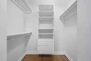 3660 N Lake Shore Dr, Chicago, IL 60613 - Photo 17