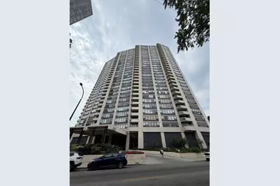 3930 N Pine Grove Avenue #604, Chicago, IL 60613 - Photo 1