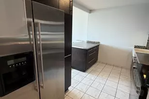 3930 N Pine Grove Ave, Chicago, IL 60613 - Photo 7