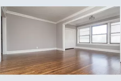 1057 W Foster Avenue #1, Chicago, IL 60640 - Photo 3