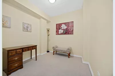 974 W 35th Place #407, Chicago, IL 60609 - Photo 15