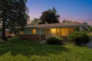 5023 W 81st St, Burbank, IL 60459 - Photo 1