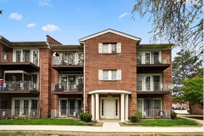 684 Quincy Bridge Lane #202, Glenview, IL 60025 - Photo 1