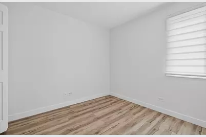 684 Quincy Bridge Lane #202, Glenview, IL 60025 - Photo 11