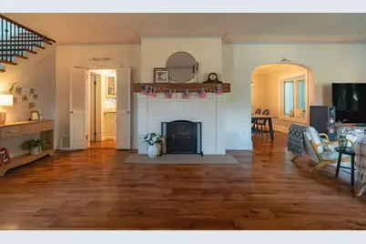724 E Third Street, Dixon, IL 61021 - Photo 11