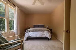 724 E 3rd St, Dixon, IL 61021 - Photo 37