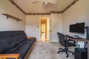 724 E 3rd St, Dixon, IL 61021 - Photo 31