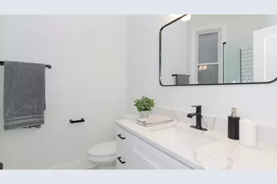 1458 W Pensacola Avenue #3, Chicago, IL 60613 - Photo 9