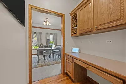833 Pottawatomie Trail, Batavia, IL 60510 - Photo 11