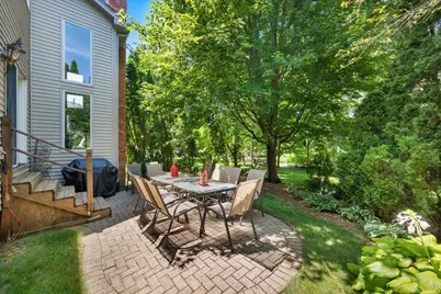 833 Pottawatomie Trail, Batavia, IL 60510 - Photo 23