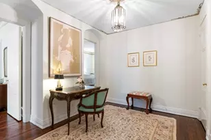 232 E Walton Pl, Chicago, IL 60611 - Photo 23