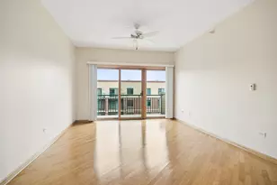 11 S Wille St, Mount Prospect, IL 60056 - Photo 7