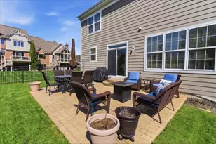2699 Regency Ct E, Saint Charles, IL 60175 - Photo 19
