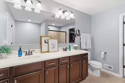 2699 Regency Court E, Saint Charles, IL 60175 - Photo 13