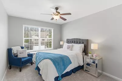 2699 Regency Court E, Saint Charles, IL 60175 - Photo 15