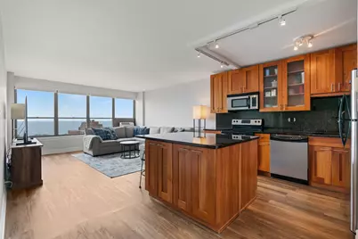 2930 N Sheridan Road #2108, Chicago, IL 60657 - Photo 3