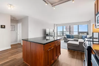 2930 N Sheridan Road #2108, Chicago, IL 60657 - Photo 7