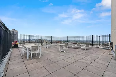 2930 N Sheridan Road #2108, Chicago, IL 60657 - Photo 15